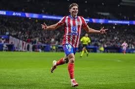 王建民在 2025 年受邀担任大联盟全明星赛荣誉嘉宾，致敬其对亚洲棒球的影响力